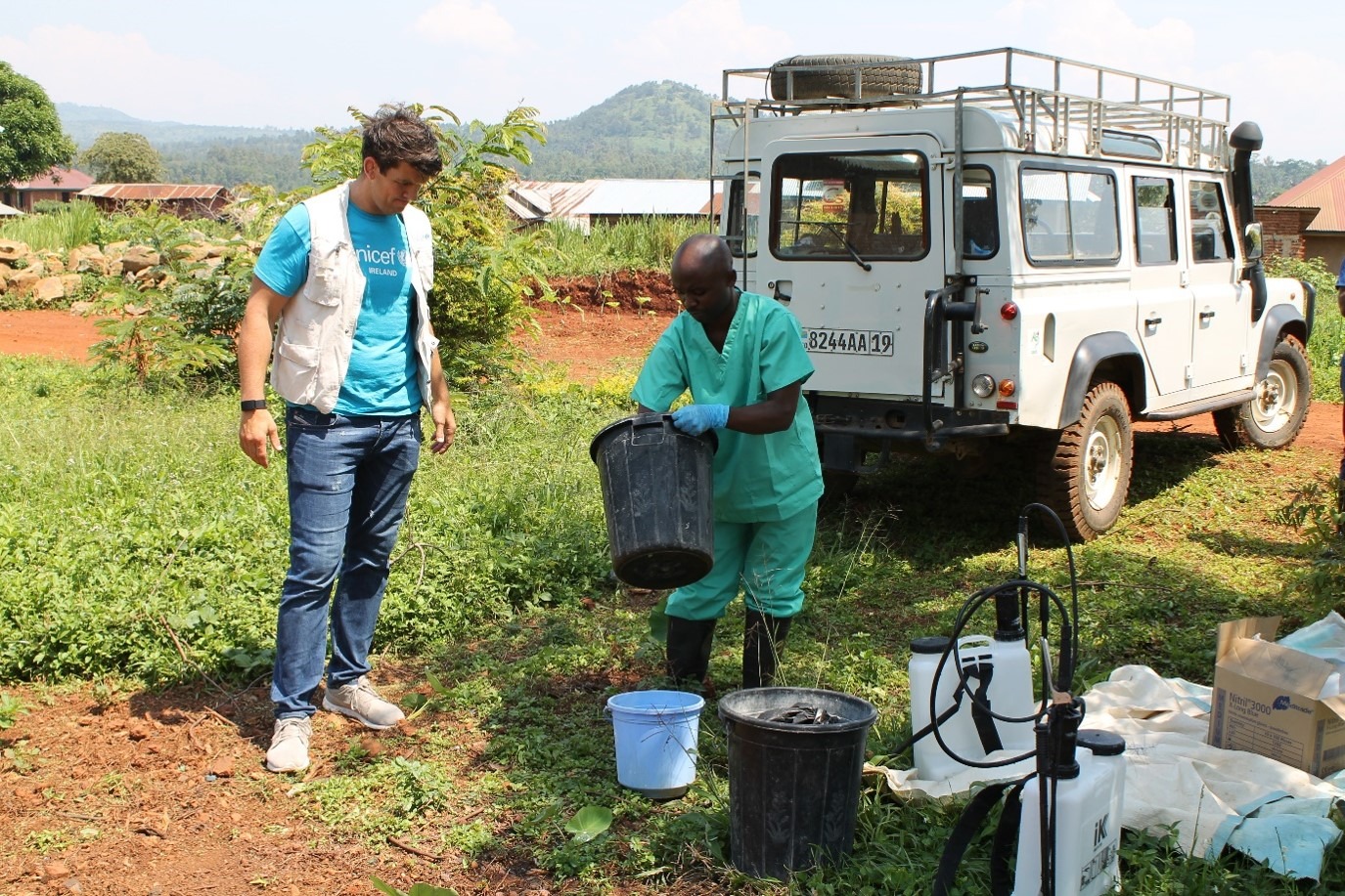 UNICEF Ambassador Donncha O'Callaghan meets Ebola decontamination teams in DRC