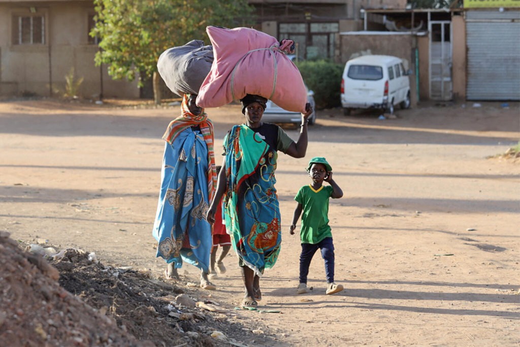 Families flee violence in sudan